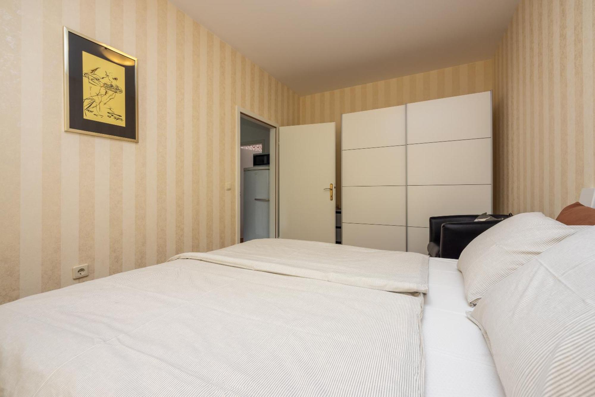 Nella. Apartment Crikvenica Luaran gambar